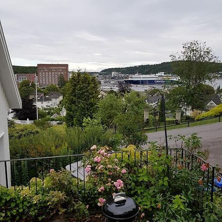 Appartement Lys Og Lettstelt Leilighet Med Utsikt Over Byen à Sandefjord Extérieur photo