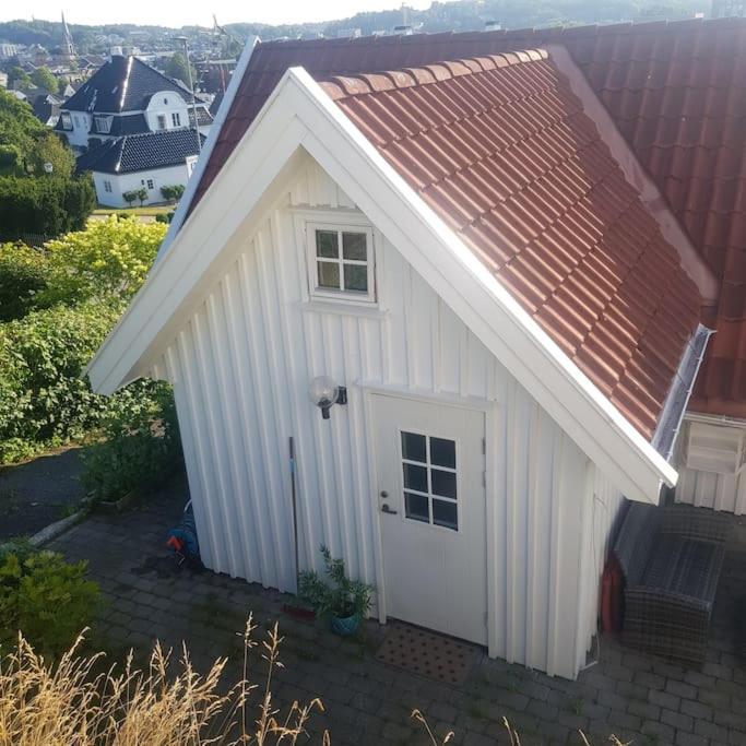 Appartement Lys Og Lettstelt Leilighet Med Utsikt Over Byen à Sandefjord Extérieur photo