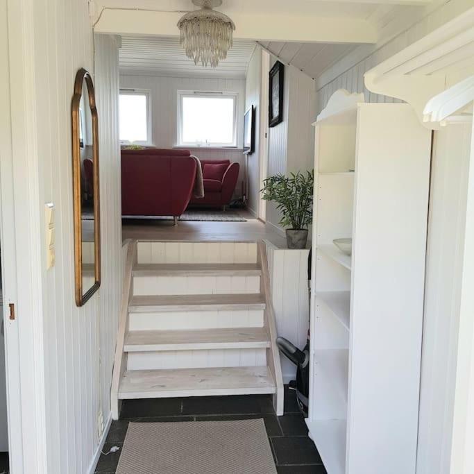 Appartement Lys Og Lettstelt Leilighet Med Utsikt Over Byen à Sandefjord Extérieur photo